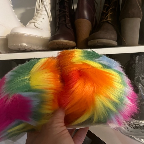 Foux Fur Slides Fluffy slippers open toe - Picture 4 of 5